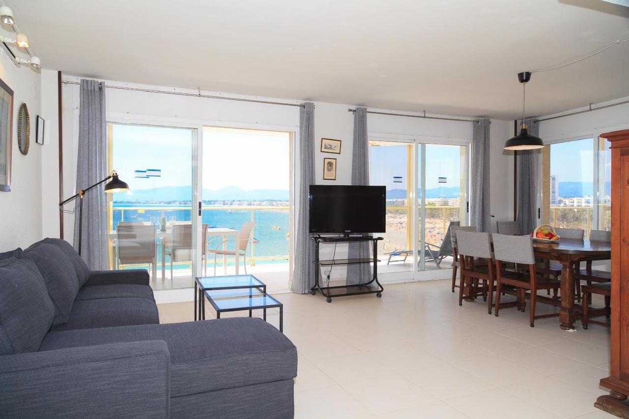 Uhc Barcino Apartments Salou Eksteriør billede