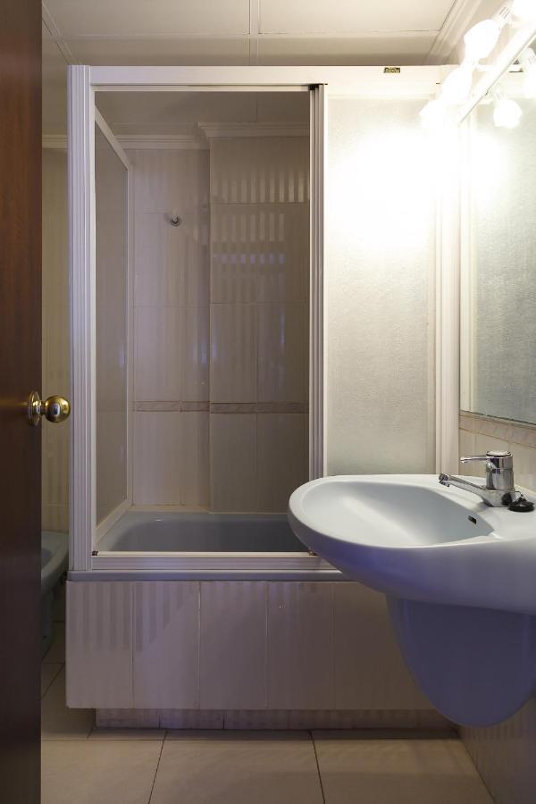 Uhc Barcino Apartments Salou Eksteriør billede